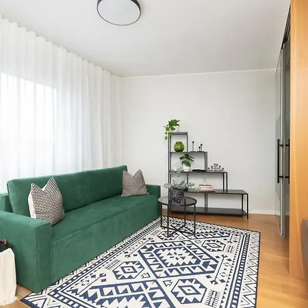 Hilltop Apartments - City Centre Foorum Apartment Tallinn