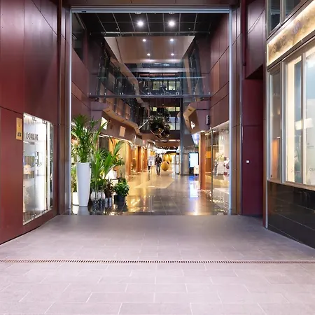 Hilltop - Centre Foorum 아파트