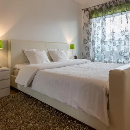 Hilltop - Centre Foorum