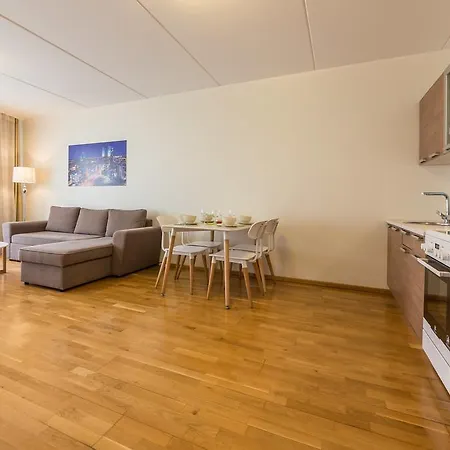 Hilltop Apartments - City Centre Foorum Apartment