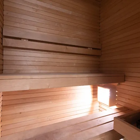 Апартаменти Hilltop - Centre Foorum Таллінн